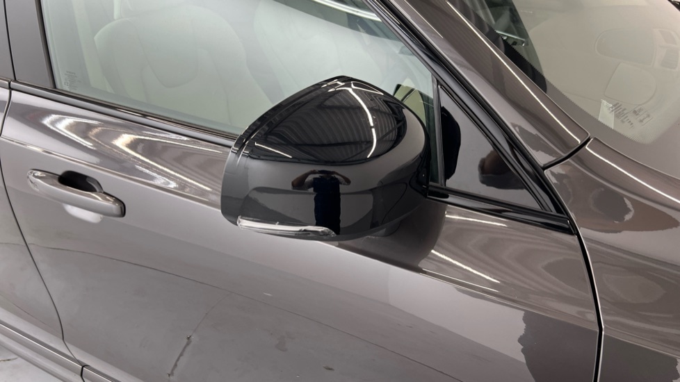 Used Volvo XC90 2024 for sale - 76018112: Photo 44