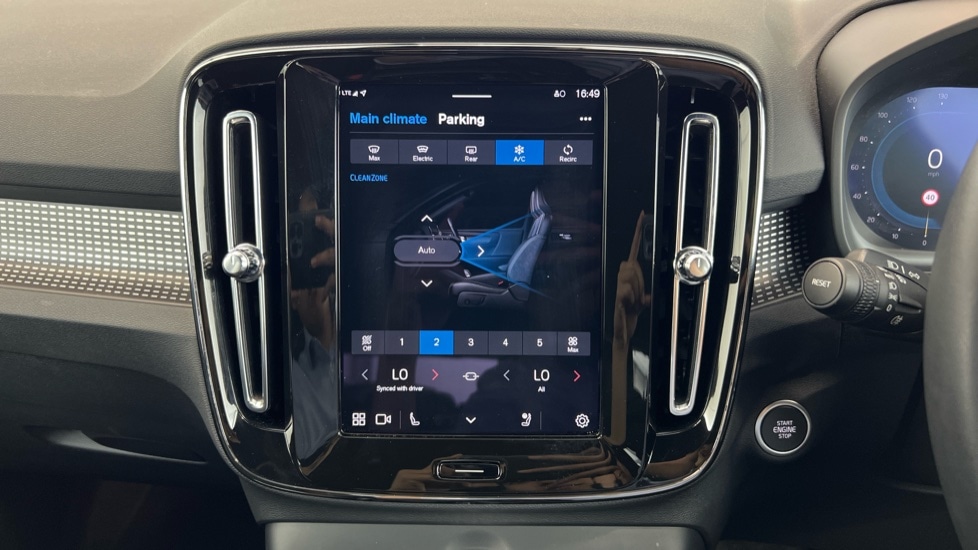 Used Volvo XC40 2025 for sale - 76528865: Photo 14