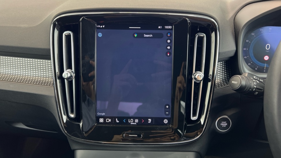 Used Volvo XC40 2025 for sale - 76528865: Photo 18