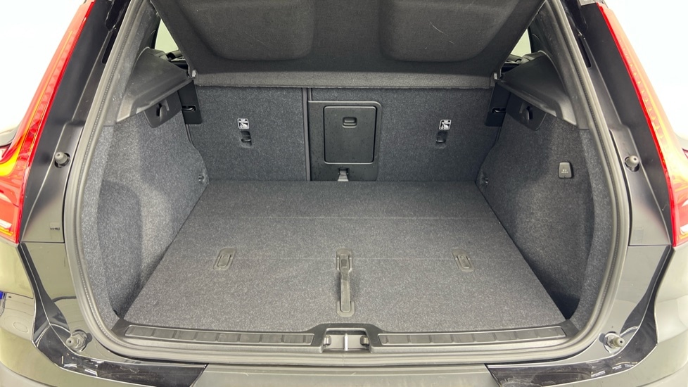 Used Volvo XC40 2025 for sale - 76528865: Photo 38