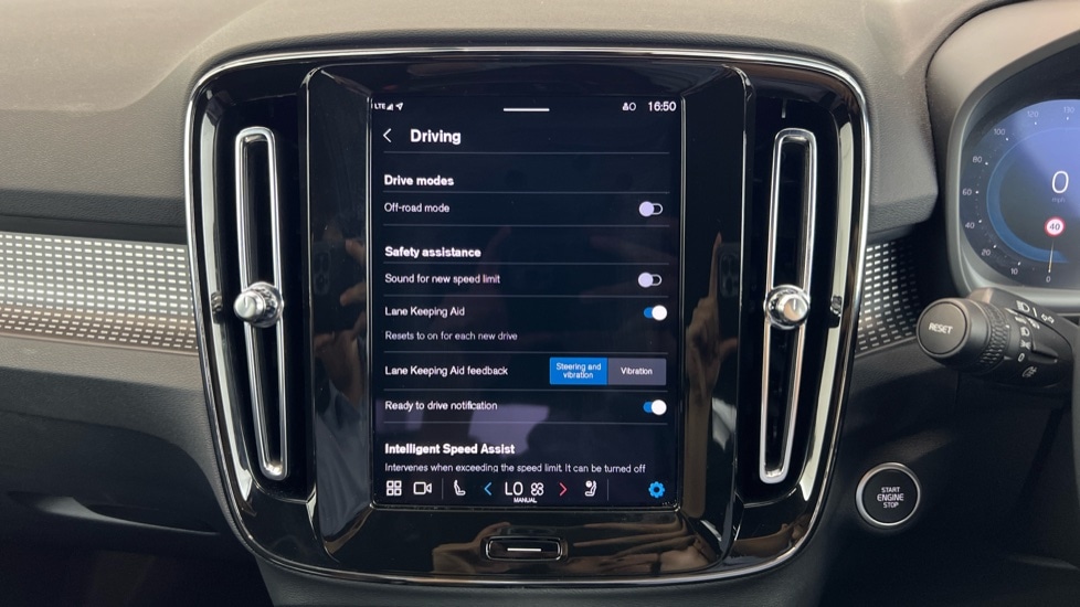 Used Volvo XC40 2025 for sale - 76528865: Photo 47