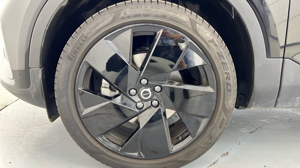 Used Volvo XC40 2025 for sale - 76528865: Photo 9