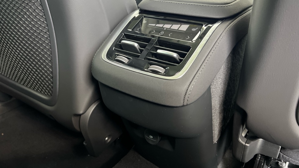 Used Volvo XC90 2025 for sale - 77678763: Photo 14