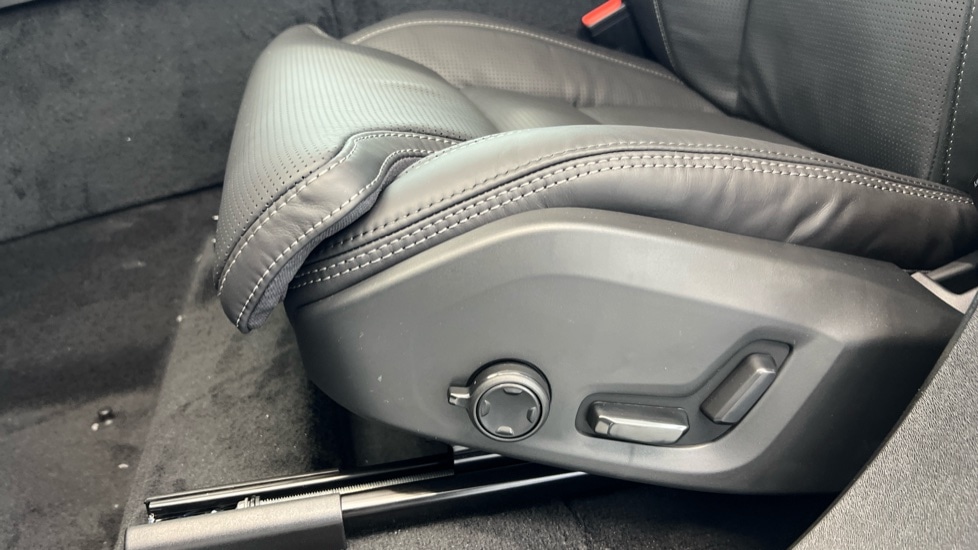 Used Volvo XC90 2025 for sale - 77678763: Photo 42