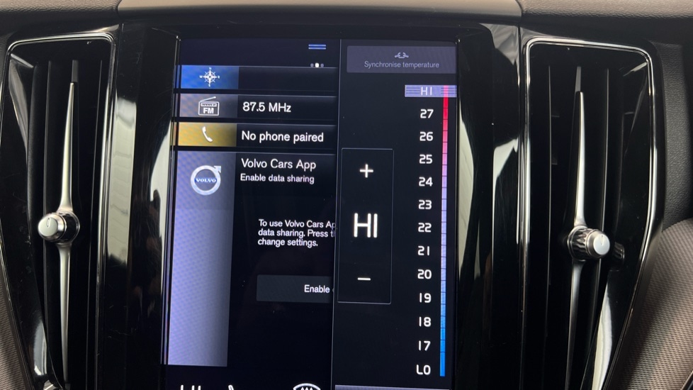 Used Volvo XC60 2021 for sale - 77198120: Photo 52