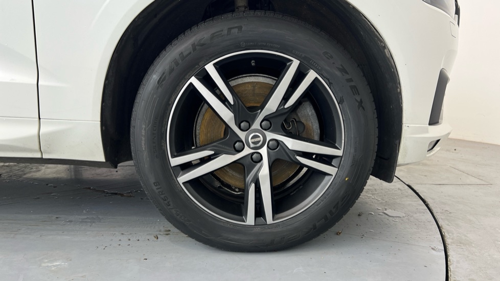 Used Volvo XC60 2021 for sale - 77198120: Photo 9