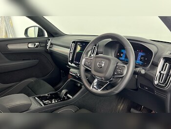 Used Volvo XC40 2024 for sale - 78133596: Photo