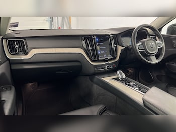 Used Volvo XC60 2021 for sale - 78685816: Photo