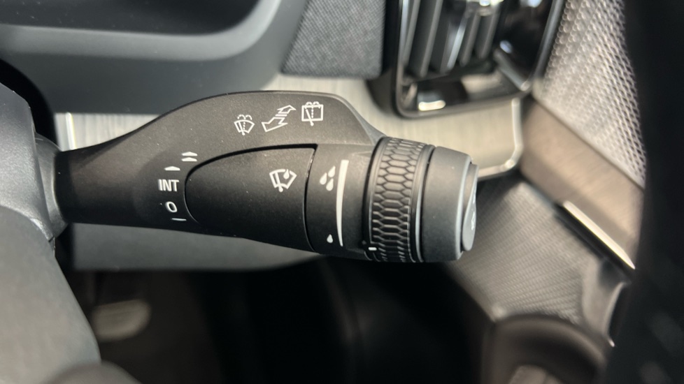 Used Volvo XC90 2025 for sale - 77082583: Photo 23