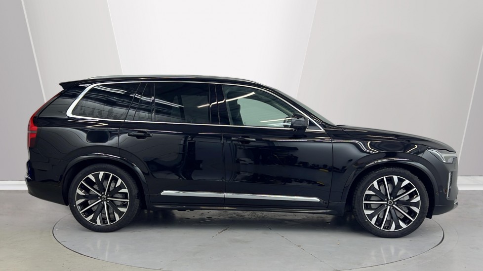 Used Volvo XC90 2025 for sale - 77082583: Photo 3