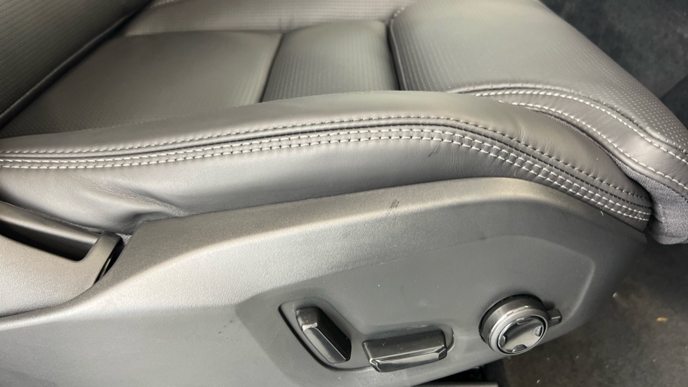 Used Volvo XC90 2025 for sale - 77082583: Photo 30