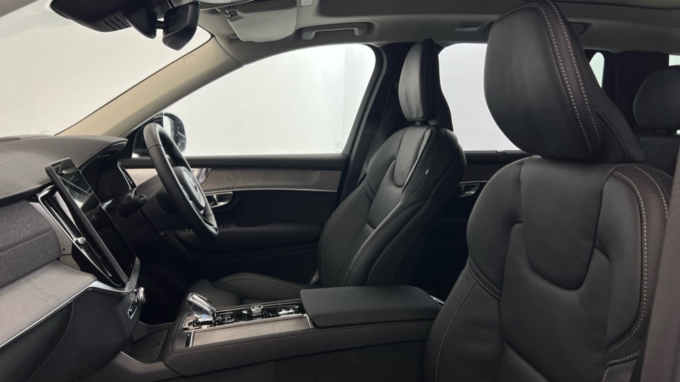 Used Volvo XC90 2025 for sale - 77082583: Photo 37