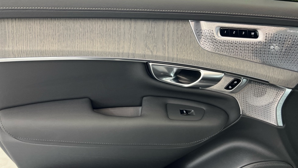 Used Volvo XC90 2025 for sale - 77082583: Photo 40