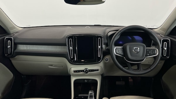 Used Volvo XC40 2022 for sale - 76221865: Photo 5