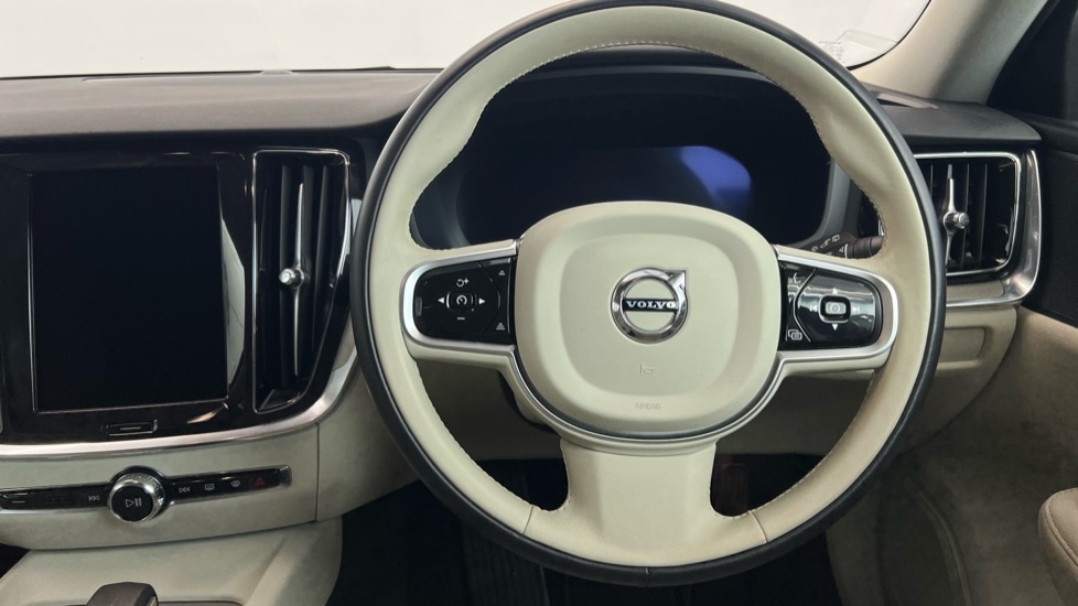 Used Volvo V60 2025 for sale - 77205716: Photo 10