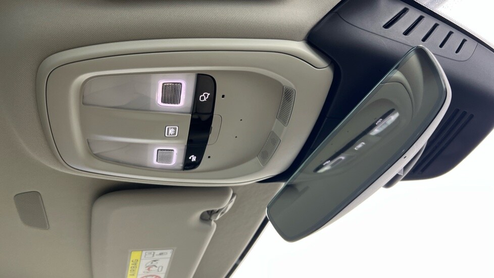 Used Volvo V60 2025 for sale - 77205716: Photo 28