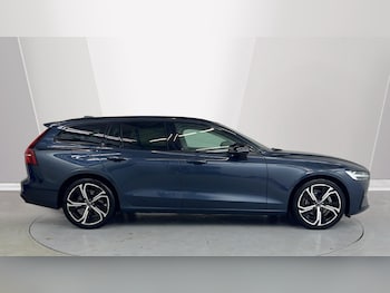 Used Volvo V60 2025 for sale - 77205716: Photo