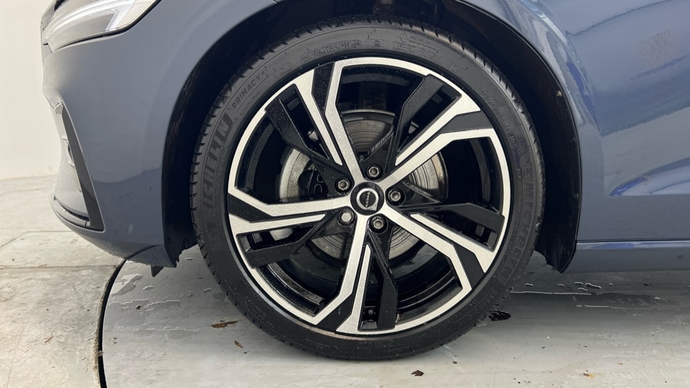 Used Volvo V60 2025 for sale - 77205716: Photo 43