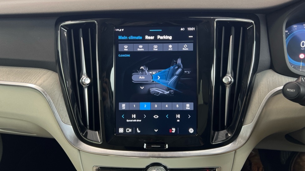 Used Volvo V60 2025 for sale - 77205716: Photo 62