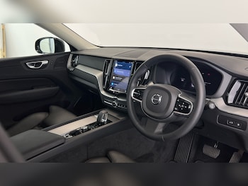 Used Volvo XC60 2024 for sale - 77778503: Photo