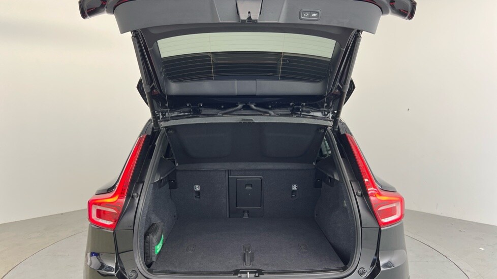 Used Volvo XC40 2025 for sale - 76074430: Photo 13