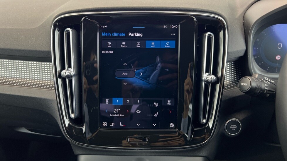 Used Volvo XC40 2025 for sale - 76074430: Photo 17