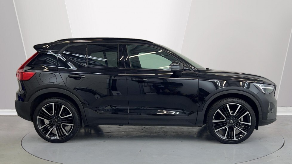 Used Volvo XC40 2025 for sale - 76074430: Photo 3