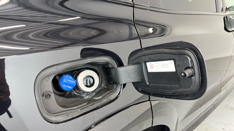 Used Volvo XC60 2019 for sale - 77193560: Photo 16