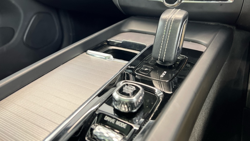 Used Volvo XC60 2019 for sale - 77193560: Photo 25