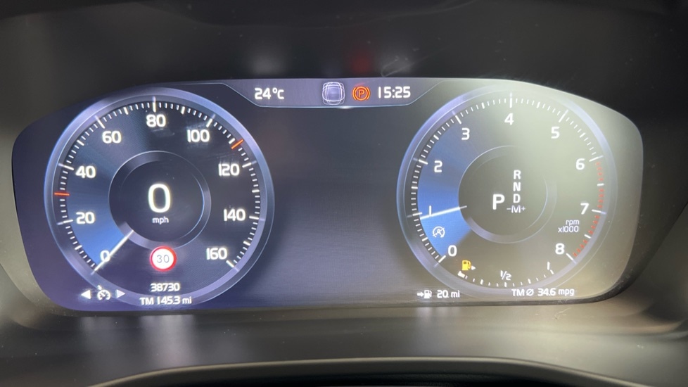 Used Volvo XC40 2021 for sale - 76033744: Photo 11