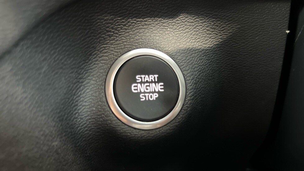 Used Volvo XC40 2021 for sale - 76033744: Photo 27