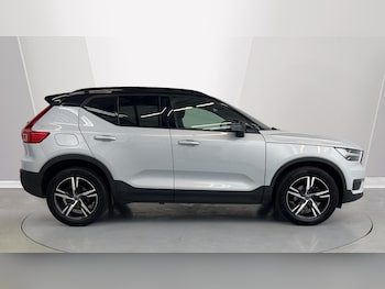 Used Volvo XC40 2021 for sale - 76033744: Photo 3