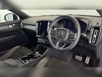 Used Volvo XC40 2021 for sale - 76033744: Photo 4