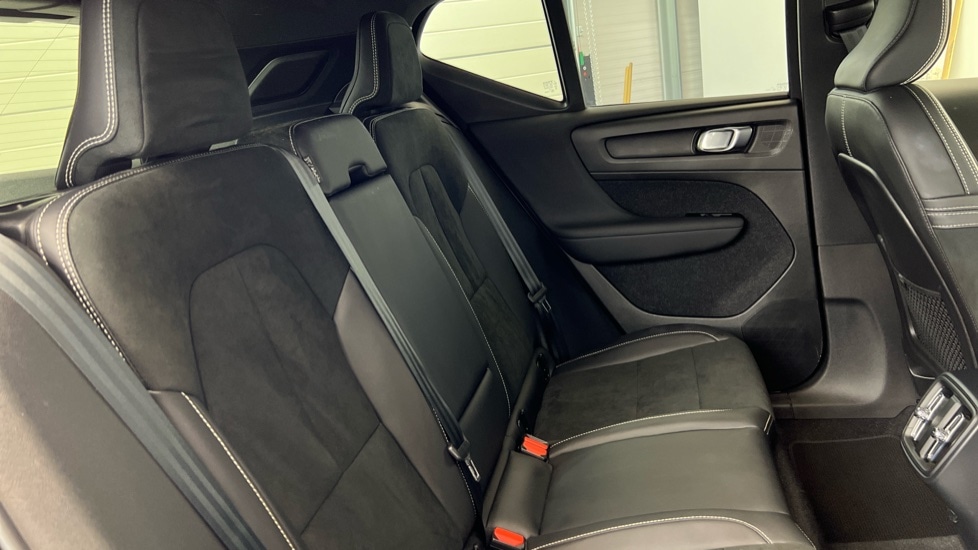 Used Volvo XC40 2021 for sale - 76033744: Photo 6