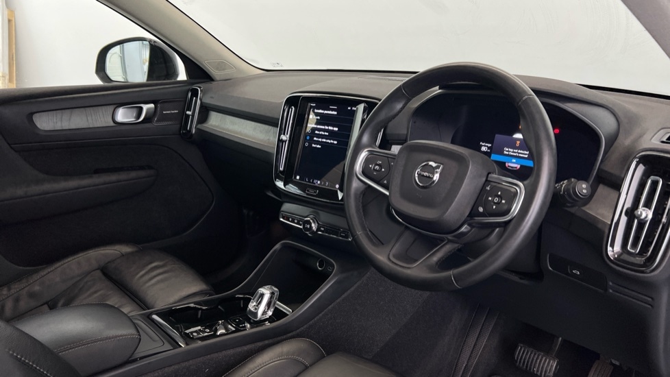 Used Volvo XC40 2022 for sale - 77269328: Photo 4