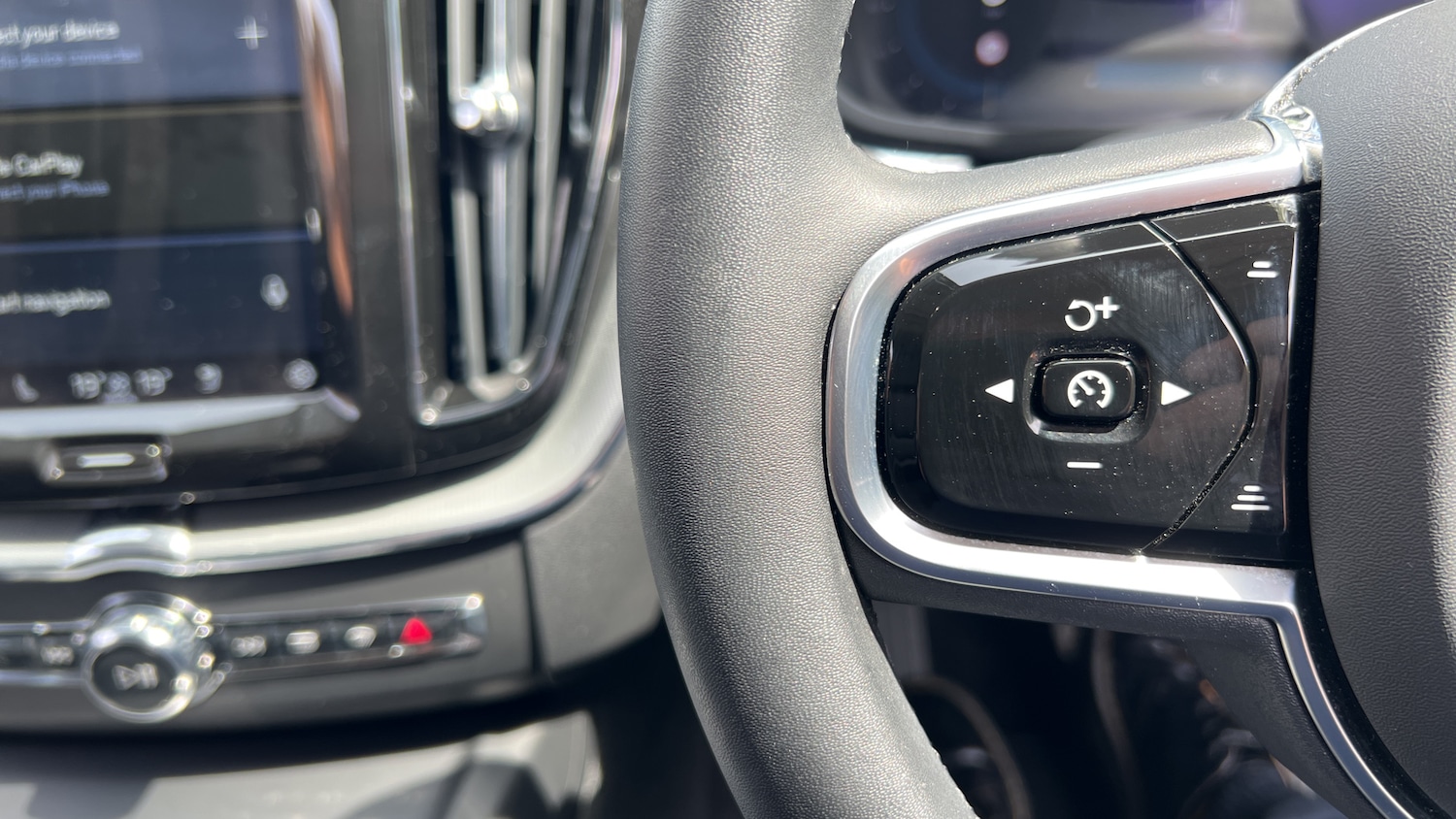 Used Volvo XC60 2023 for sale - 76861693: Photo 18