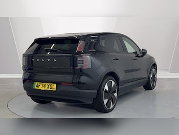Used Volvo EX30 2024 for sale - 76018260: Photo 2