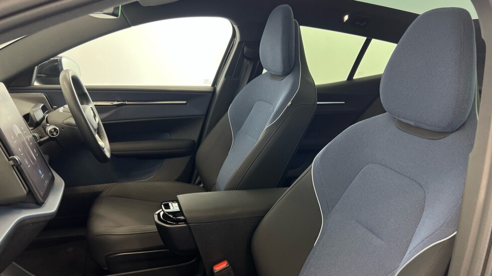 Used Volvo EX30 2024 for sale - 76018260: Photo 37