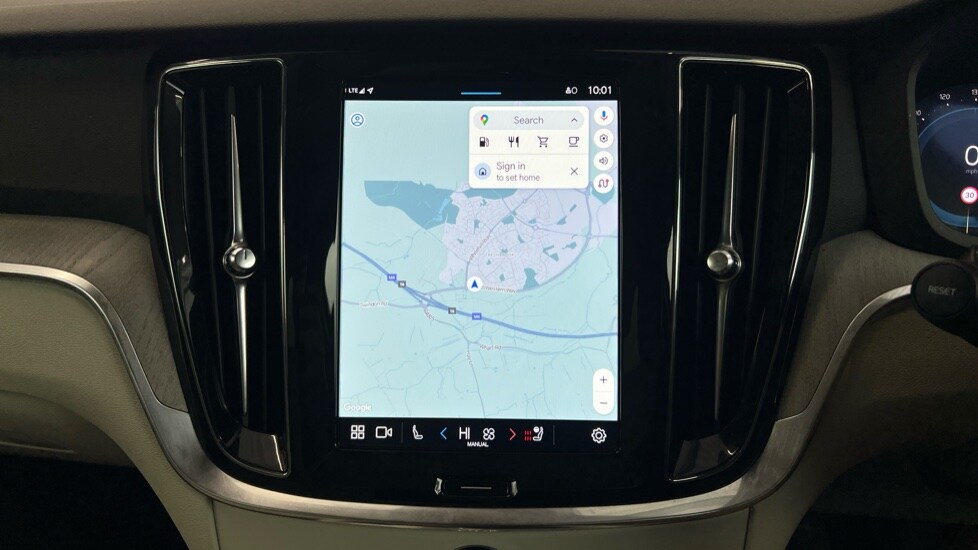 Used Volvo V60 2025 for sale - 78137000: Photo 18