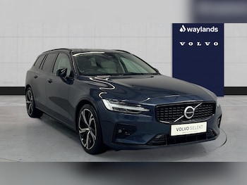 Used Volvo V60 2025 for sale - 78137000: Photo