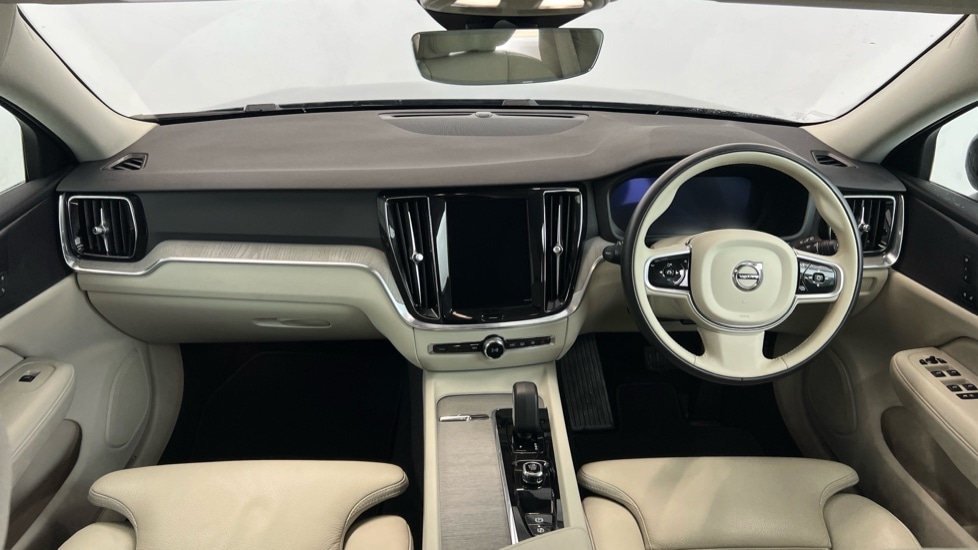 Used Volvo V60 2025 for sale - 78137000: Photo 5