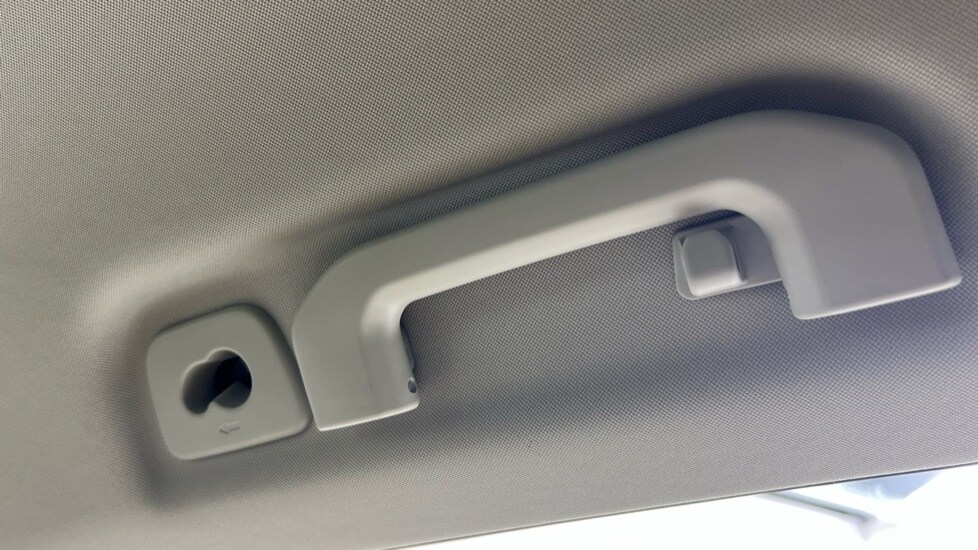 Used Volvo V60 2025 for sale - 78137000: Photo 54