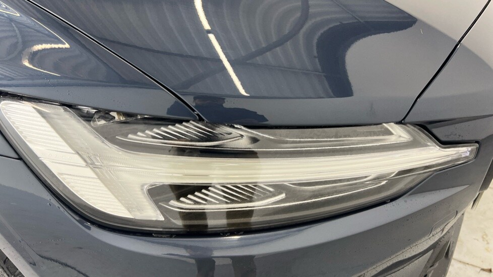 Used Volvo V60 2025 for sale - 78137000: Photo 56