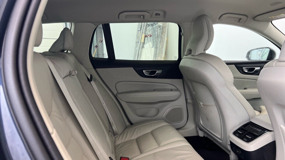 Used Volvo V60 2025 for sale - 78137000: Photo 6