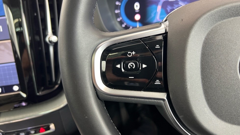 Used Volvo XC60 2024 for sale - 76563744: Photo 21