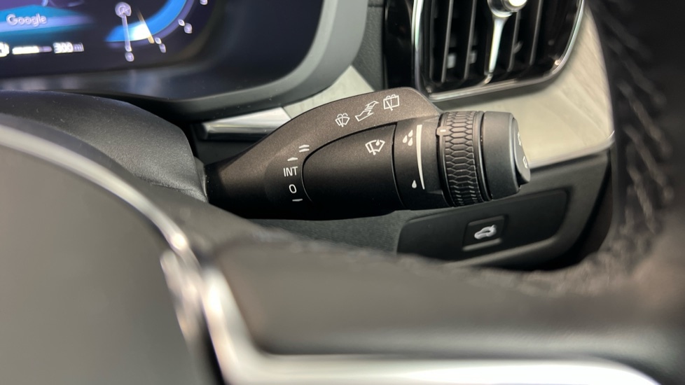 Used Volvo XC60 2024 for sale - 76563744: Photo 23