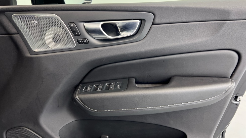 Used Volvo XC60 2024 for sale - 76563744: Photo 29