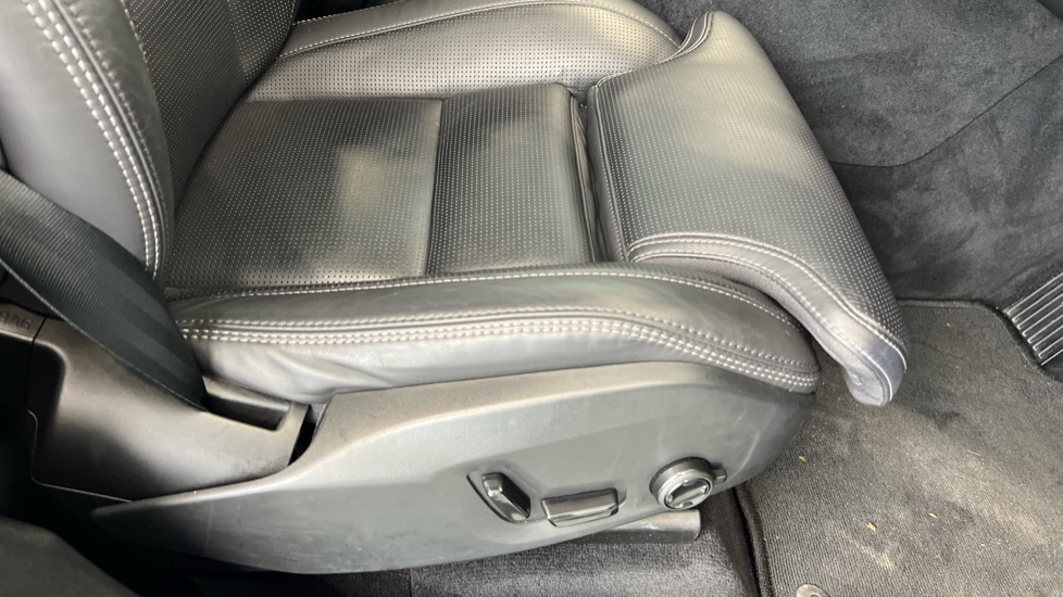 Used Volvo XC60 2024 for sale - 76563744: Photo 30