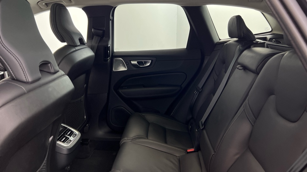 Used Volvo XC60 2024 for sale - 76563744: Photo 33