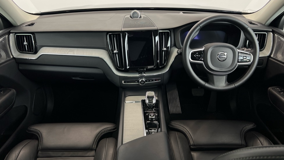 Used Volvo XC60 2024 for sale - 76563744: Photo 5